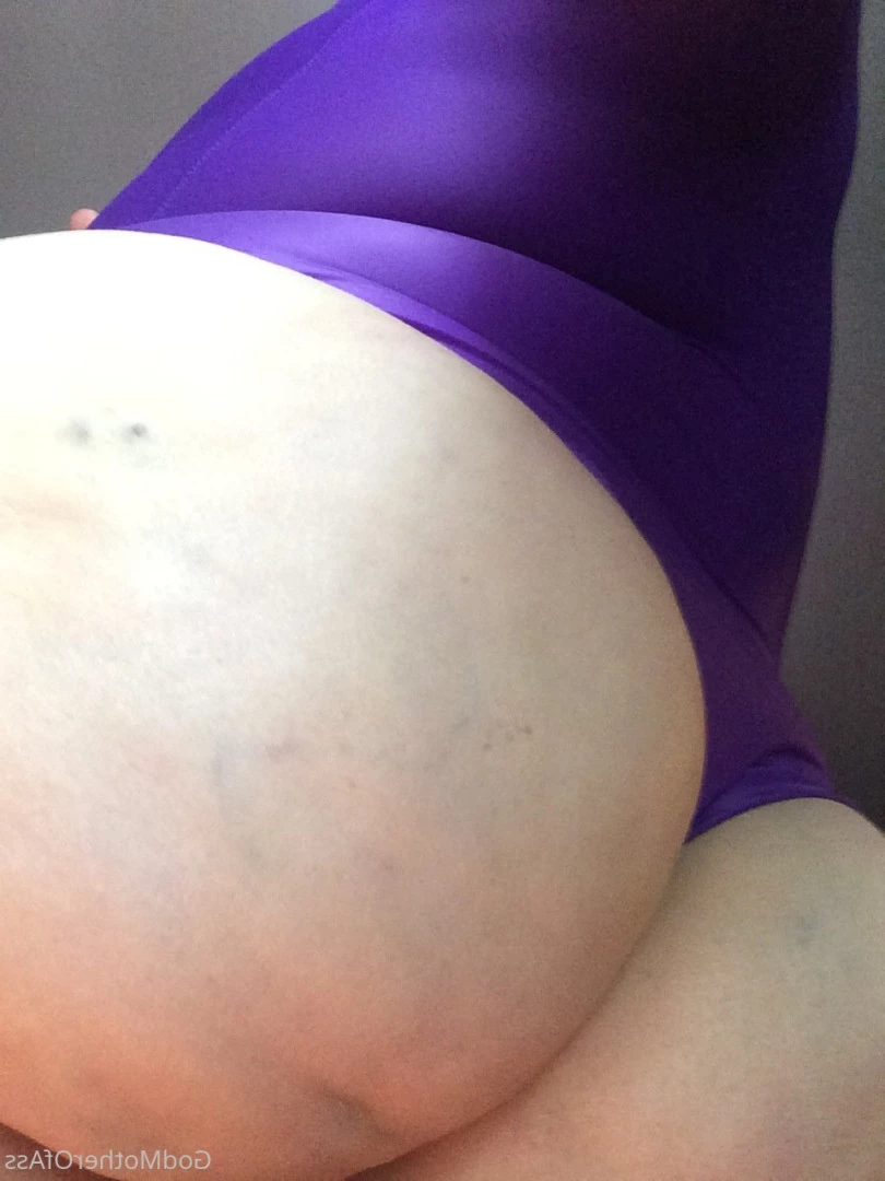 🧁GodMother Of Ass Mina Luciano🧁 [ godmotherofass ] Onlyfans leaked photo 8739403 on Hotleaks.tv