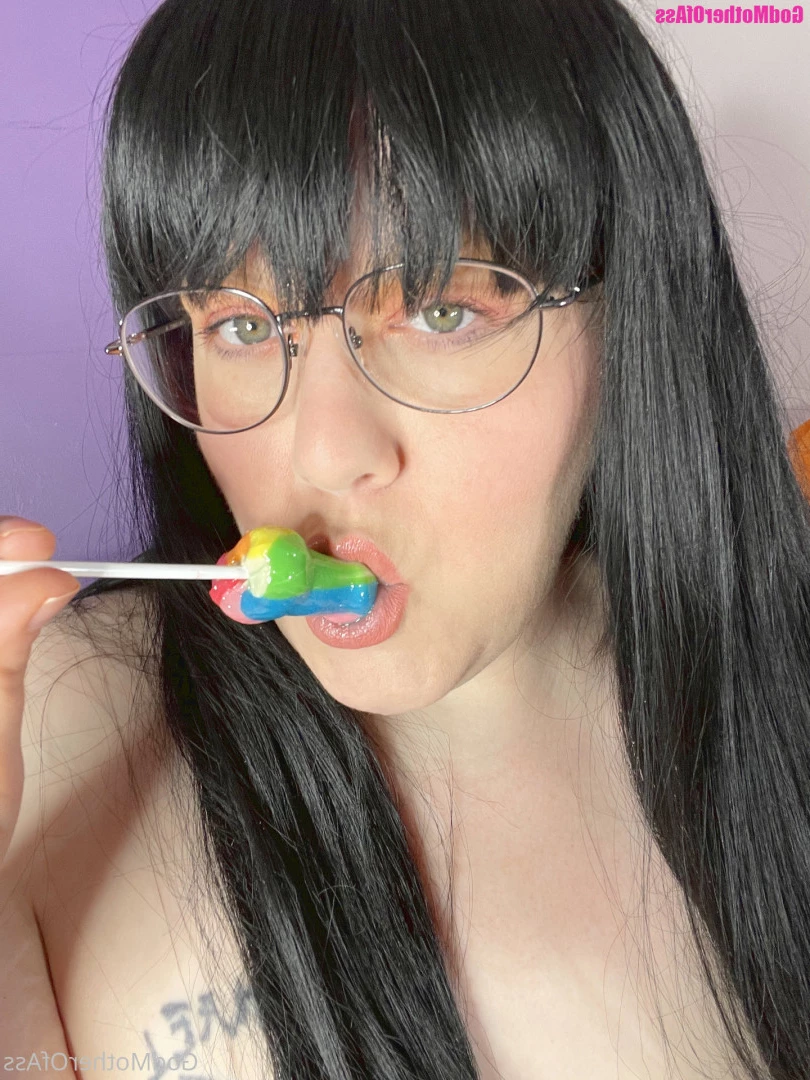 🧁GodMother Of Ass Mina Luciano🧁 [ godmotherofass ] Onlyfans leaked photo 8741164 on Hotleaks.tv