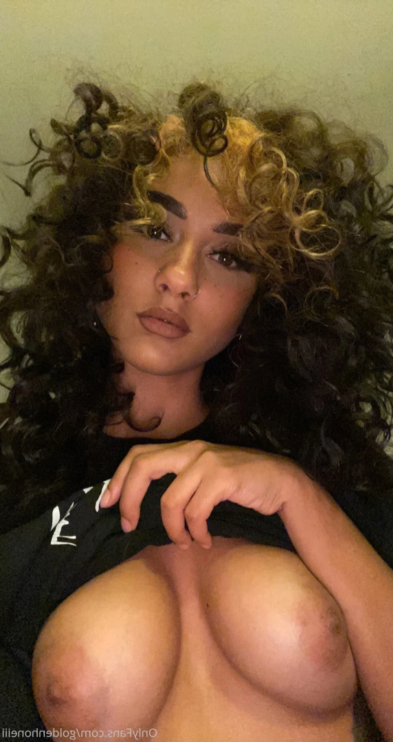 goldie♡ [ goldenhoneiii ] Onlyfans leaked photo 13772487 on Hotleaks.tv