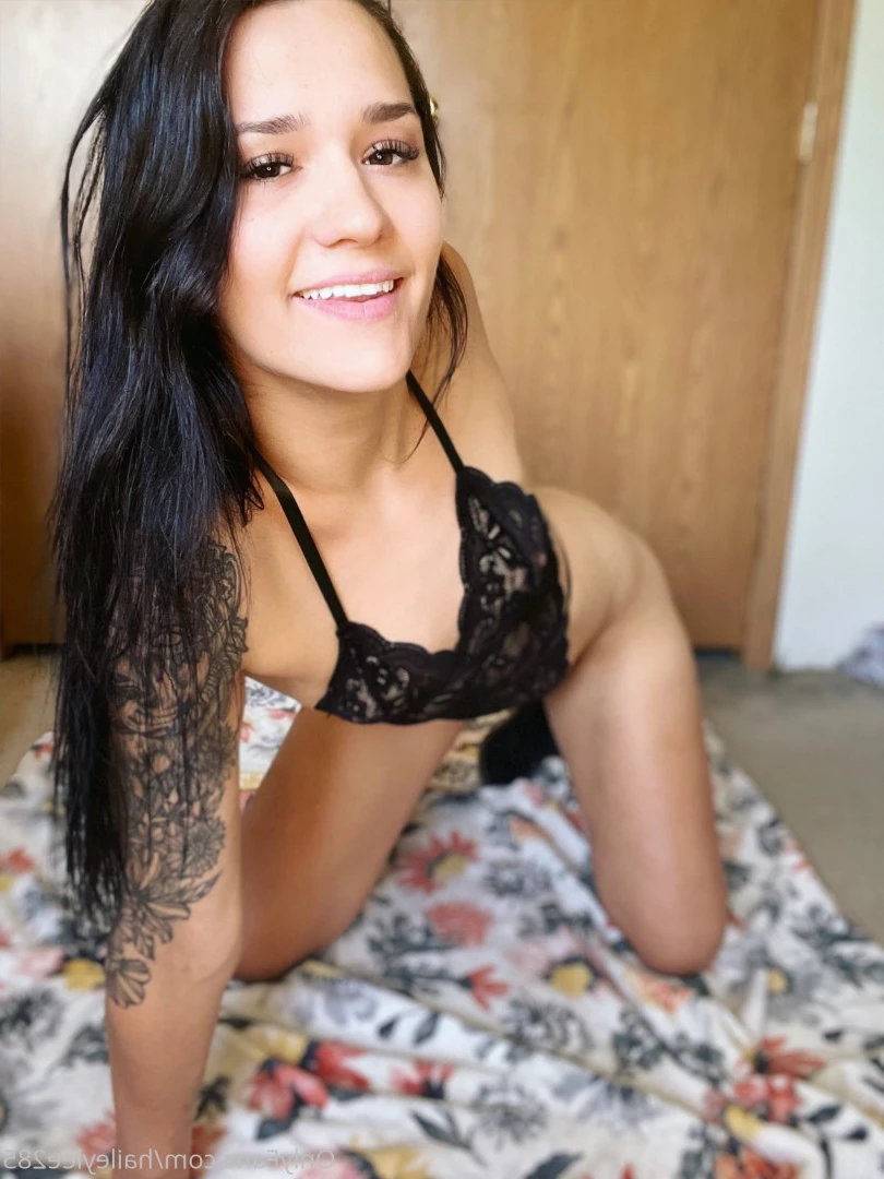 haileylee285 Onlyfans leaked photo 10054402 on Hotleaks.tv
