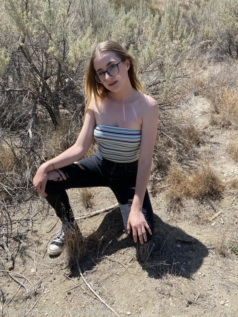stoner girl next door 🍁 [ hawyee420 ] Onlyfans leaked photo 8701425 on Hotleaks.tv
