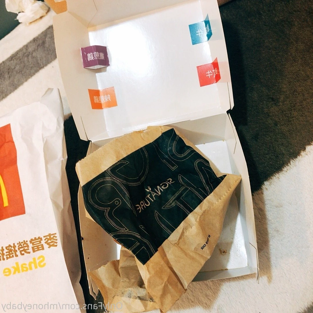 Honey蜜糖🍬已追加Fansone平台🤍 [ heart_m_honey ] Onlyfans leaked photo 10230824 on Hotleaks.tv