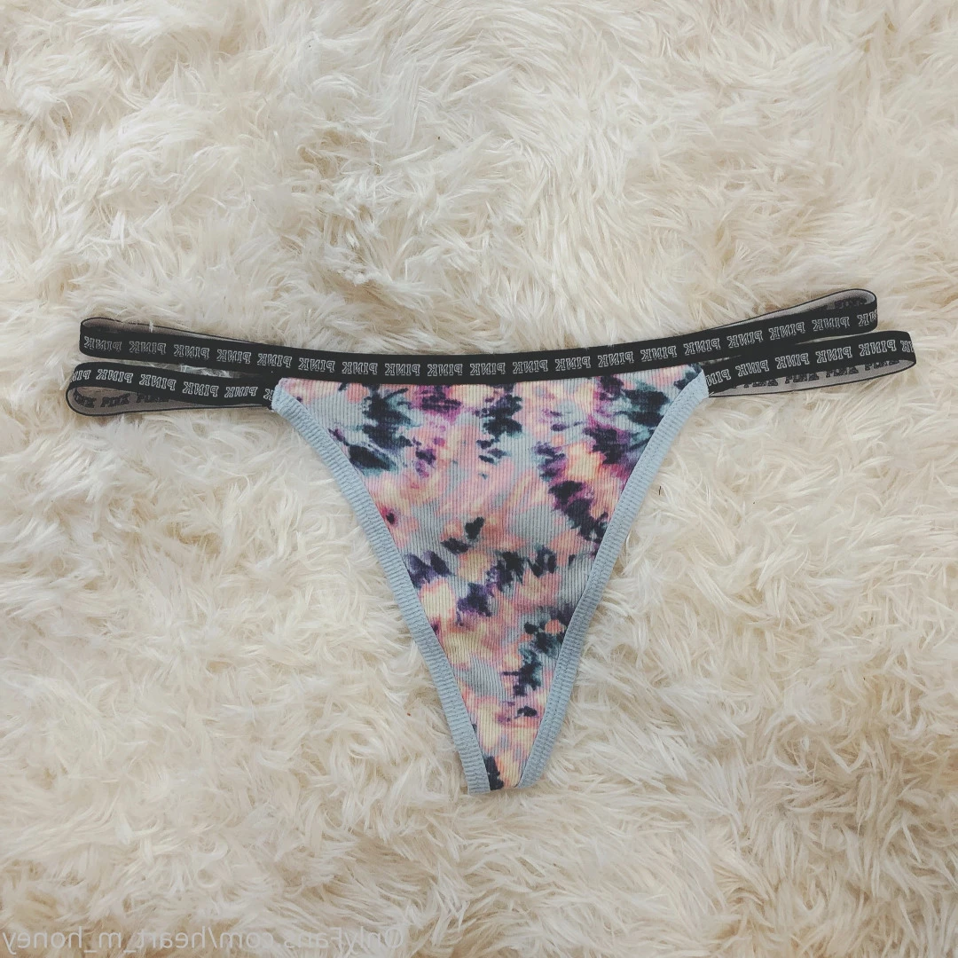 Honey蜜糖🍬已追加Fansone平台🤍 [ heart_m_honey ] Onlyfans leaked photo 10231647 on Hotleaks.tv