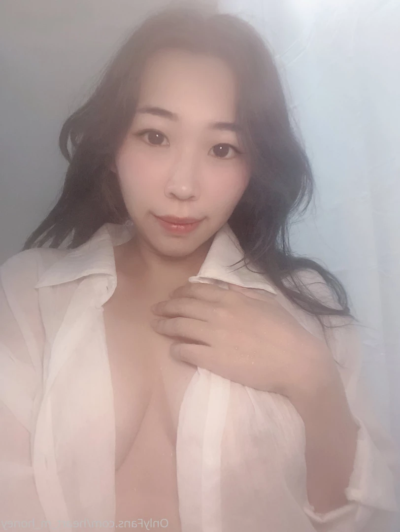 Honey蜜糖🍬已追加Fansone平台🤍 [ heart_m_honey ] Onlyfans leaked photo 10232739 on Hotleaks.tv