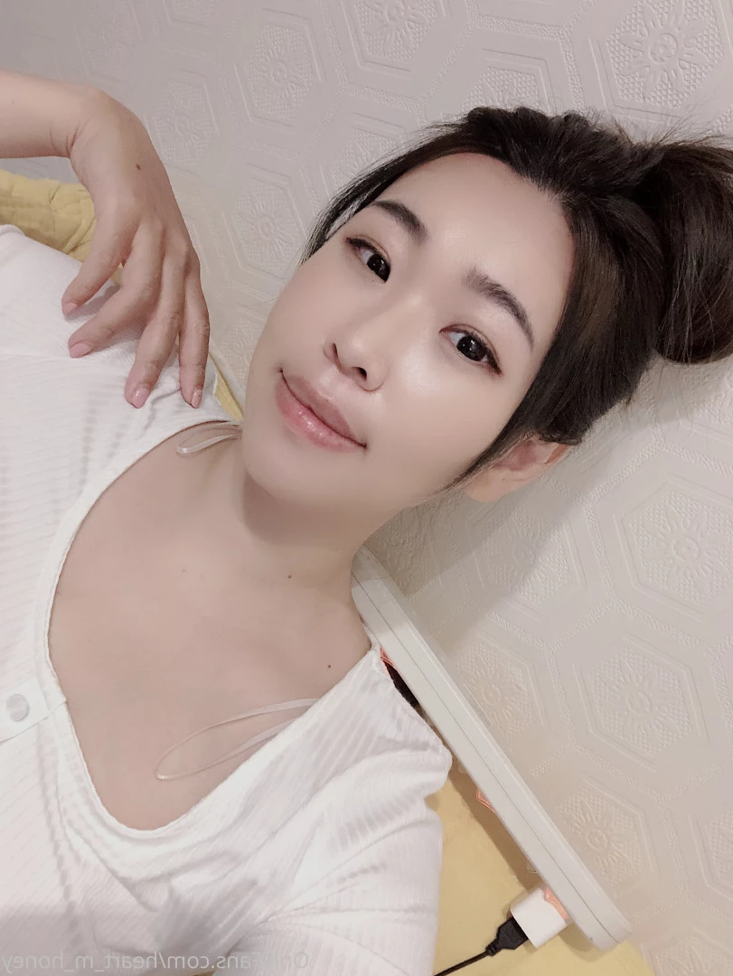 Honey蜜糖🍬已追加Fansone平台🤍 [ heart_m_honey ] Onlyfans leaked photo 10232915 on Hotleaks.tv