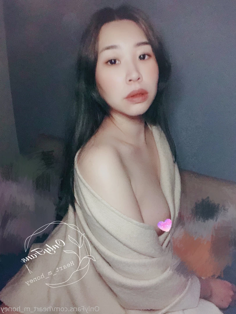 Honey蜜糖🍬已追加Fansone平台🤍 [ heart_m_honey ] Onlyfans leaked photo 10233058 on Hotleaks.tv