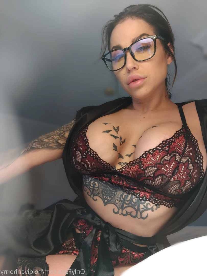 Heidi Van Horny [ heidivanhorny ] Onlyfans leaked photo 8665226 on Hotleaks.tv