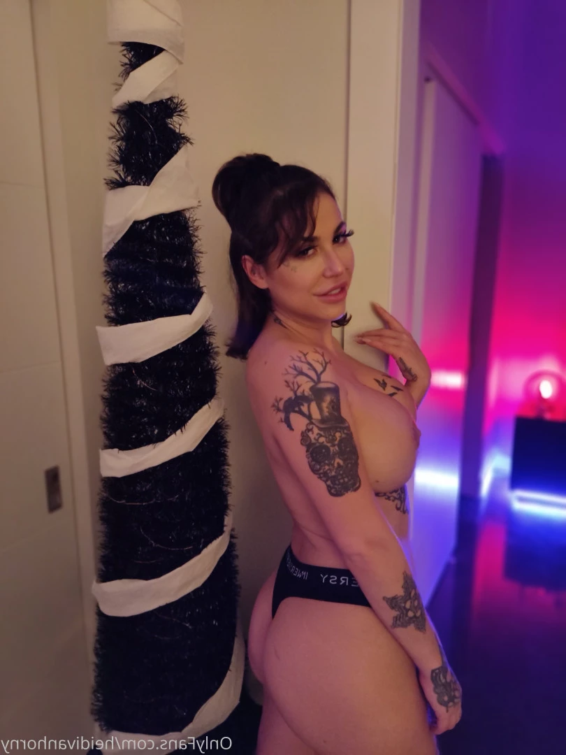Heidi Van Horny [ heidivanhorny ] Onlyfans leaked photo 8665688 on Hotleaks.tv