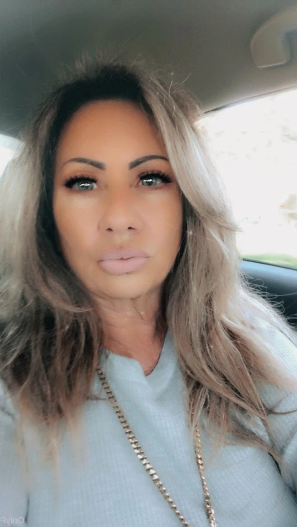 Queen Tots [ hottotrottots ] Onlyfans leaked photo 8467289 on Hotleaks.tv