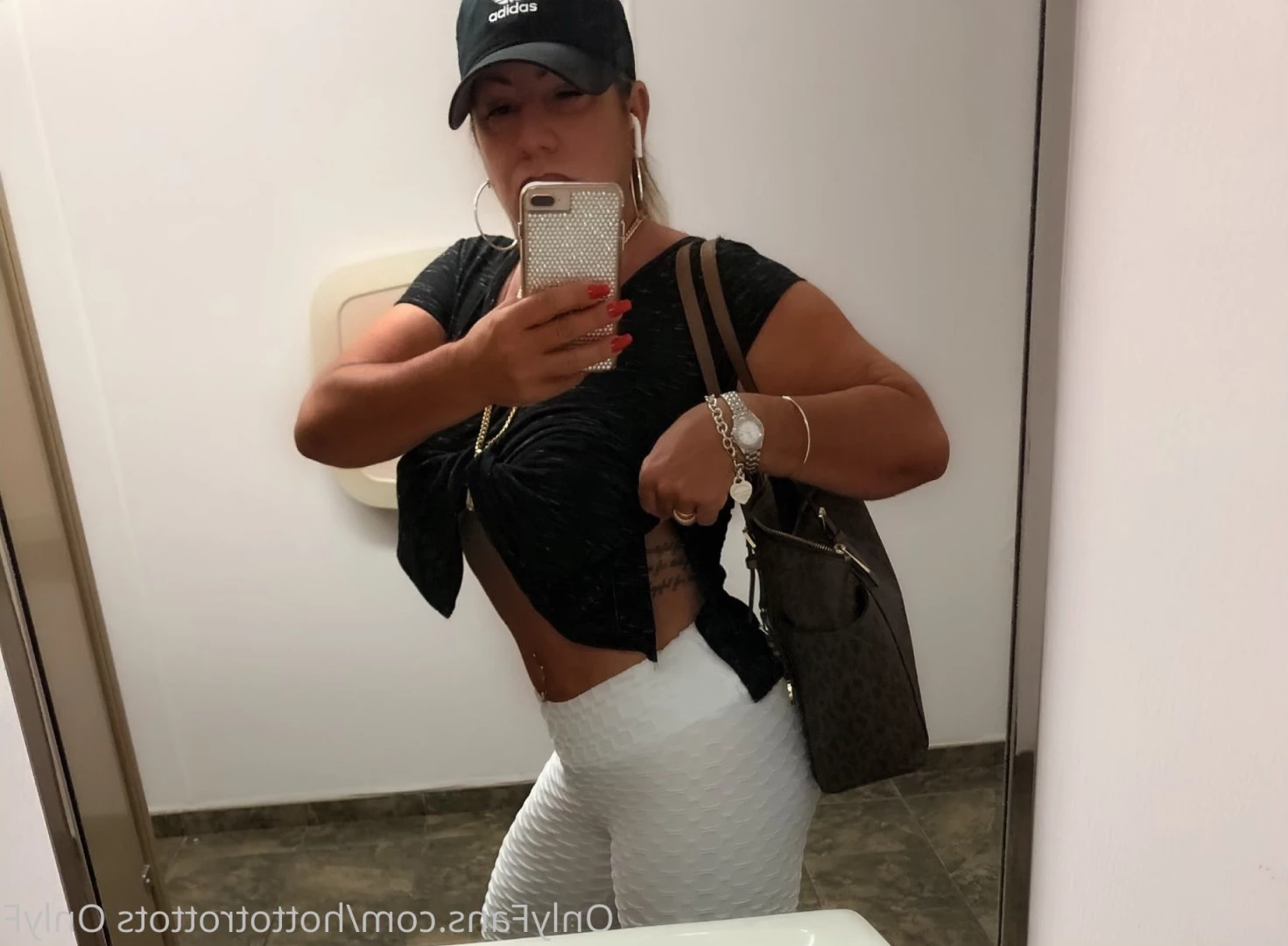 Queen Tots [ hottotrottots ] Onlyfans leaked photo 8477441 on Hotleaks.tv