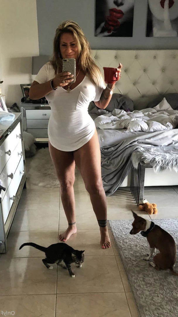 Queen Tots [ hottotrottots ] Onlyfans leaked photo 8480057 on Hotleaks.tv