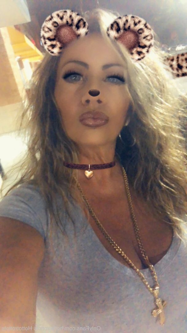 Queen Tots [ hottotrottots ] Onlyfans leaked photo 8485113 on Hotleaks.tv