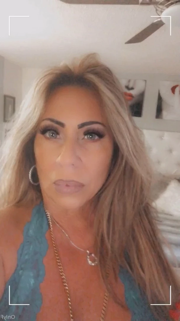 Queen Tots [ hottotrottots ] Onlyfans leaked photo 8494646 on Hotleaks.tv