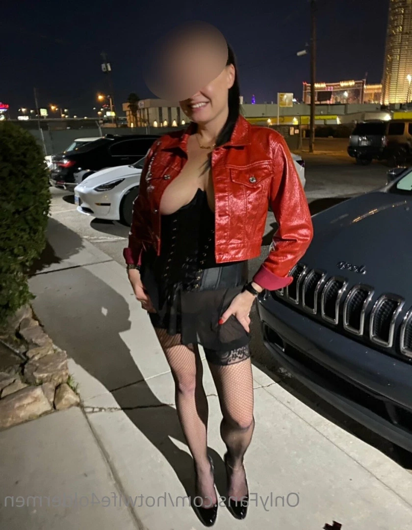 Hotwife4oldmen [ hotwife4oldermen ] Onlyfans leaked photo 8508498 on Hotleaks.tv
