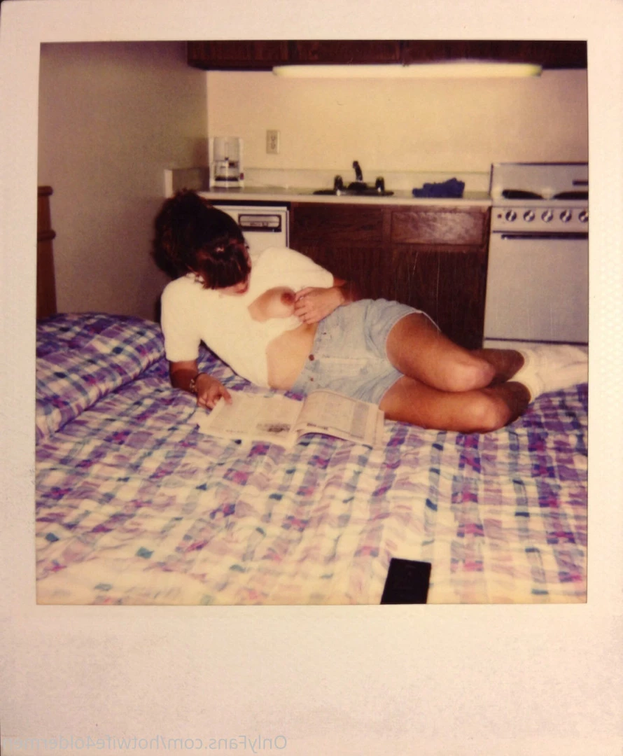 Hotwife4oldmen [ hotwife4oldermen ] Onlyfans leaked photo 8516858 on Hotleaks.tv