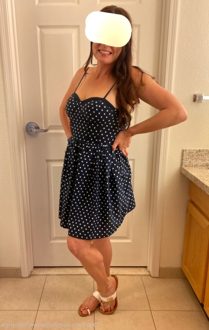 Hotwife4oldmen [ hotwife4oldermen ] Onlyfans leaked photo 8521051 on Hotleaks.tv