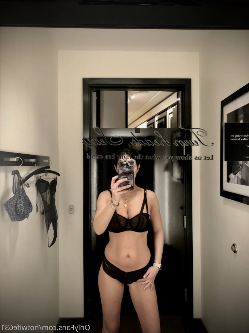hotwife631 Onlyfans leaked photo 13986809 on Hotleaks.tv