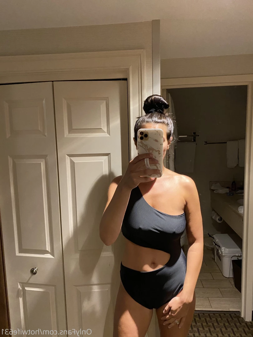 hotwife631 Onlyfans leaked photo 15807374 on Hotleaks.tv