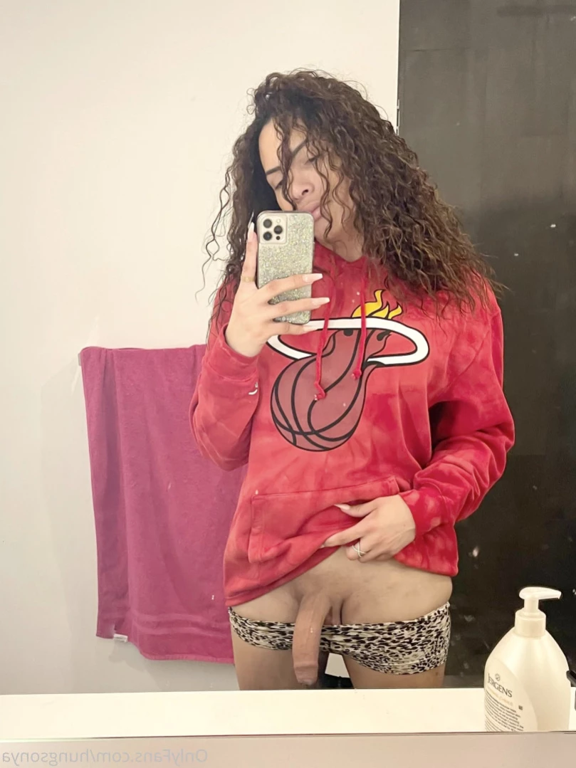 SonyaHung [ hungsonya ] Onlyfans leaked photo 12403465 on Hotleaks.tv