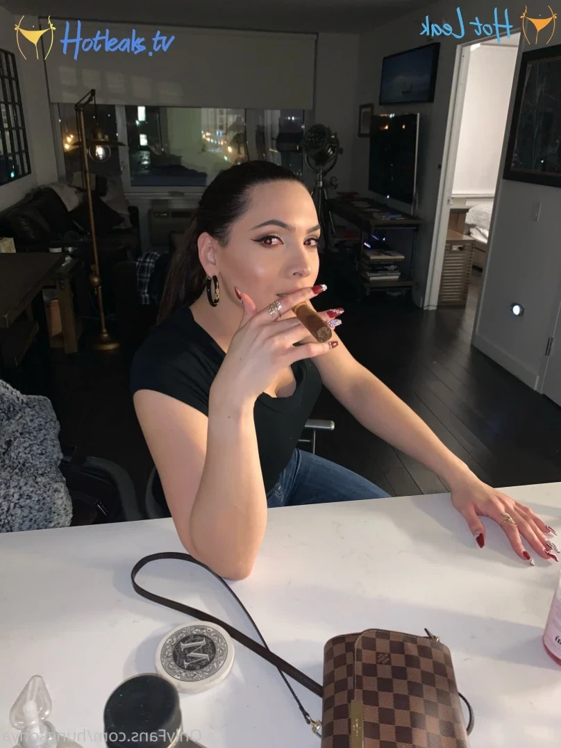 SonyaHung [ hungsonya ] Onlyfans leaked photo 12406831 on Hotleaks.tv