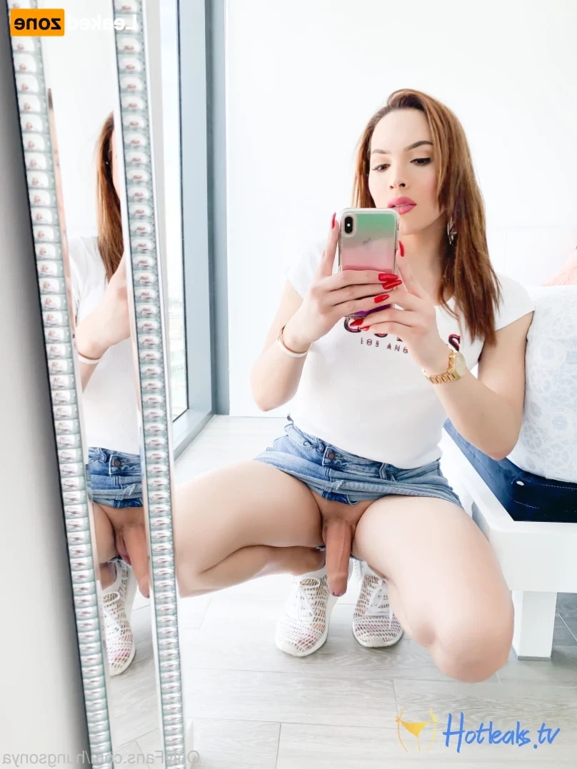 SonyaHung [ hungsonya ] Onlyfans leaked photo 14382985 on Hotleaks.tv