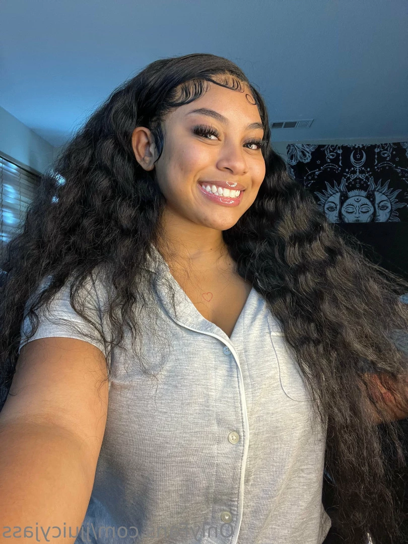 BIG TITTY JAS 🍒 🧚🏽‍♀️ [ jjuicyjaz ] Onlyfans leaked photo 8469371 on Hotleaks.tv