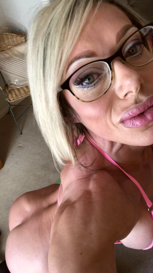 Julie Pereira [ juliepereirapt ] Onlyfans leaked photo 8492424 on Hotleaks.tv