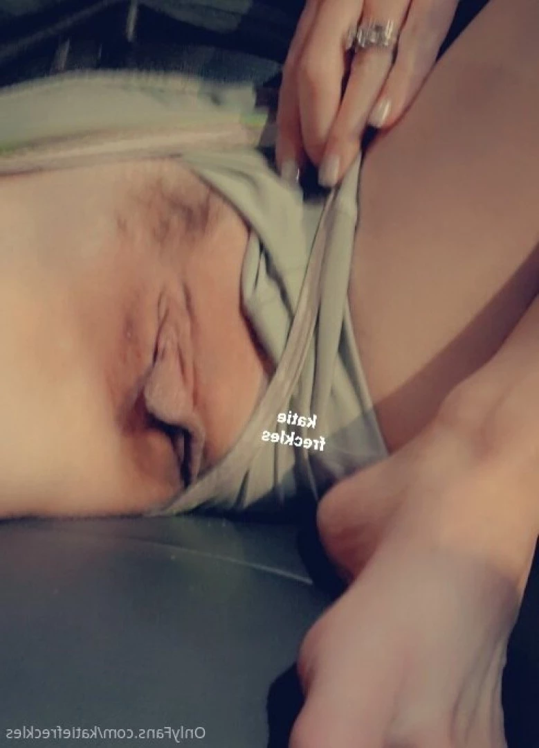 Katie Freckles 💋 [ katiefreckles ] Onlyfans leaked photo 10204259 on Hotleaks.tv
