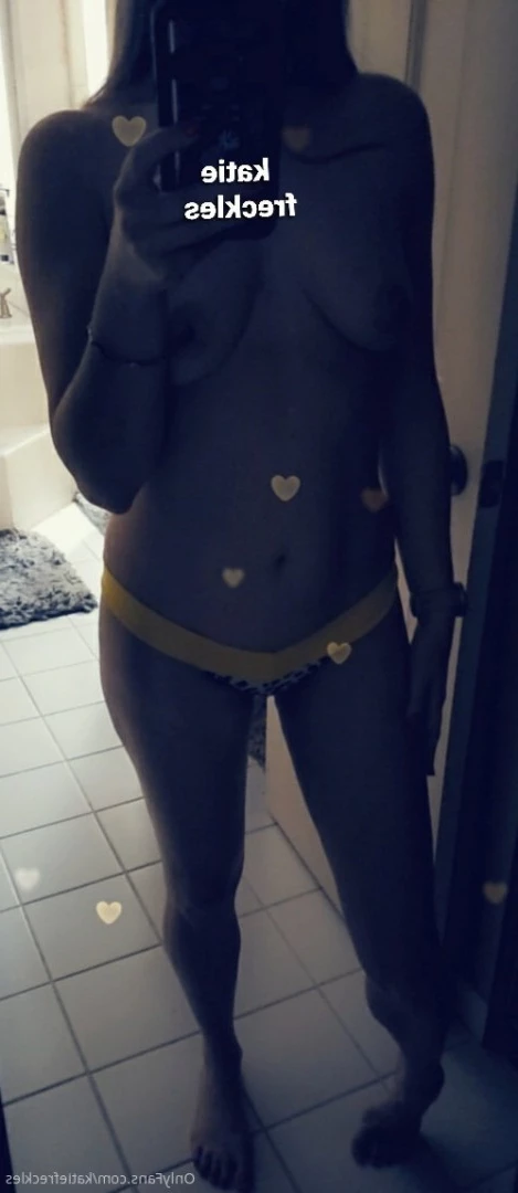 Katie Freckles 💋 [ katiefreckles ] Onlyfans leaked photo 10219424 on Hotleaks.tv