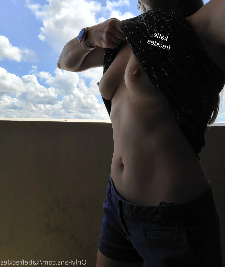Katie Freckles 💋 [ katiefreckles ] Onlyfans leaked photo 10224182 on Hotleaks.tv