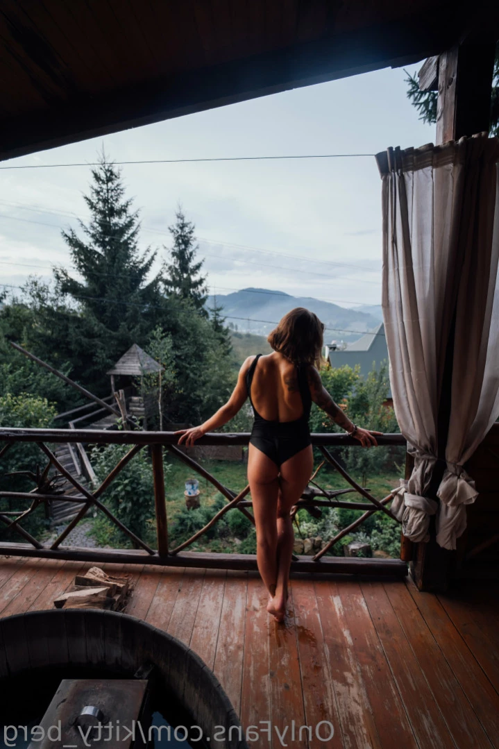 Kitty Berg 🏔1st nude climber [ kitty_berg ] Onlyfans leaked photo 10860898 on Hotleaks.tv