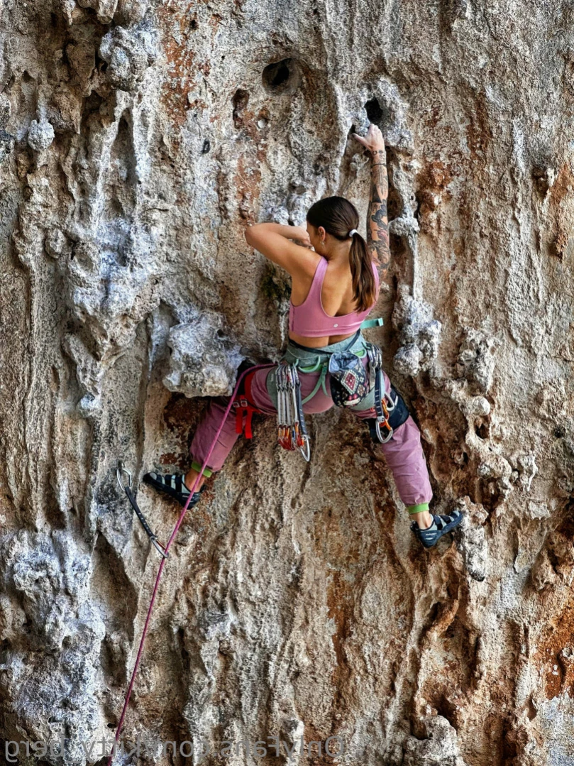 Kitty Berg 🏔1st nude climber [ kitty_berg ] Onlyfans leaked photo 11534430 on Hotleaks.tv