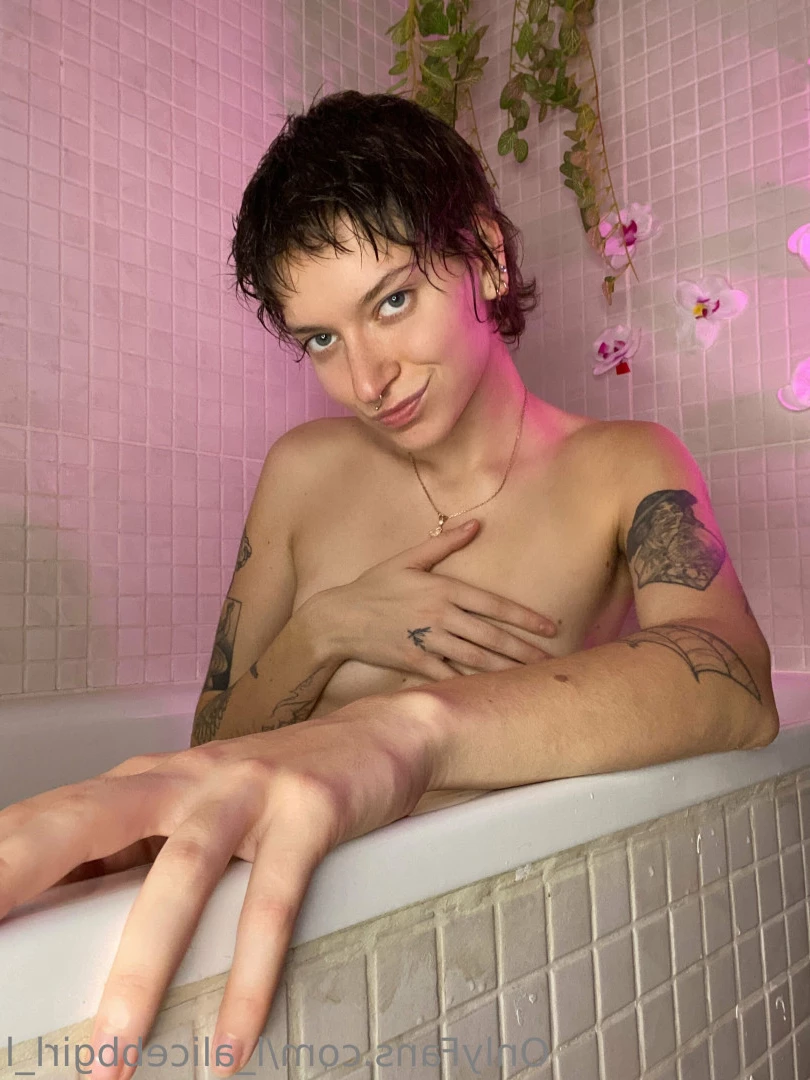 Alice [ l_alicebbgirl_l ] Onlyfans leaked photo 8413253 on Hotleaks.tv