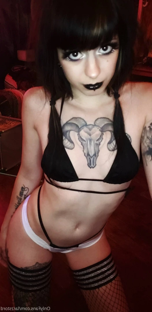 Larz [ larzstord ] Onlyfans leaked photo 11538916 on Hotleaks.tv