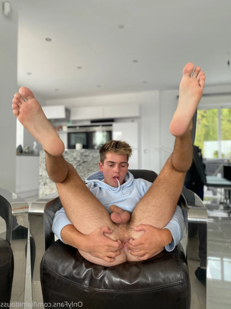 Leon Bay [ leonbay ] Onlyfans leaked photo 11531381 on Hotleaks.tv