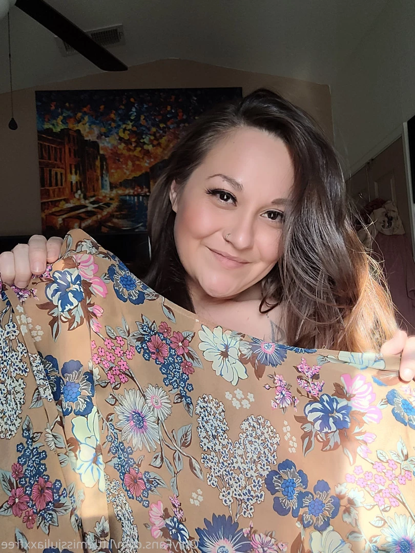 Little Miss JuliaXX [ littlemissjuliaxxfree ] Onlyfans leaked photo 10070671 on Hotleaks.tv