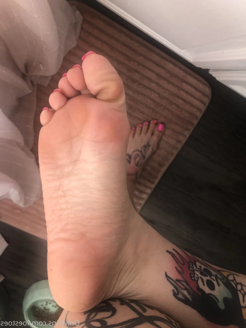 Bratty Loe 👑 [ loestoes ] Onlyfans leaked photo 15512617 on Hotleaks.tv