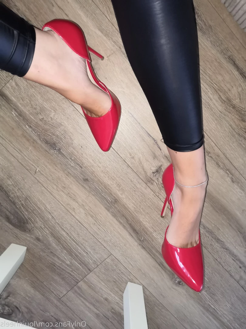 Lou In Heels [ louinheels ] Onlyfans leaked photo 10146618 on Hotleaks.tv
