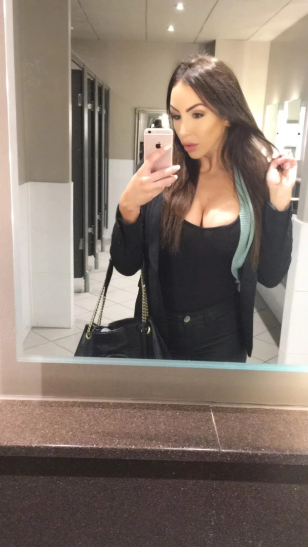 ♔ LadyNina ♔ [ love_lady_nina ] Onlyfans leaked photo 8545977 on Hotleaks.tv