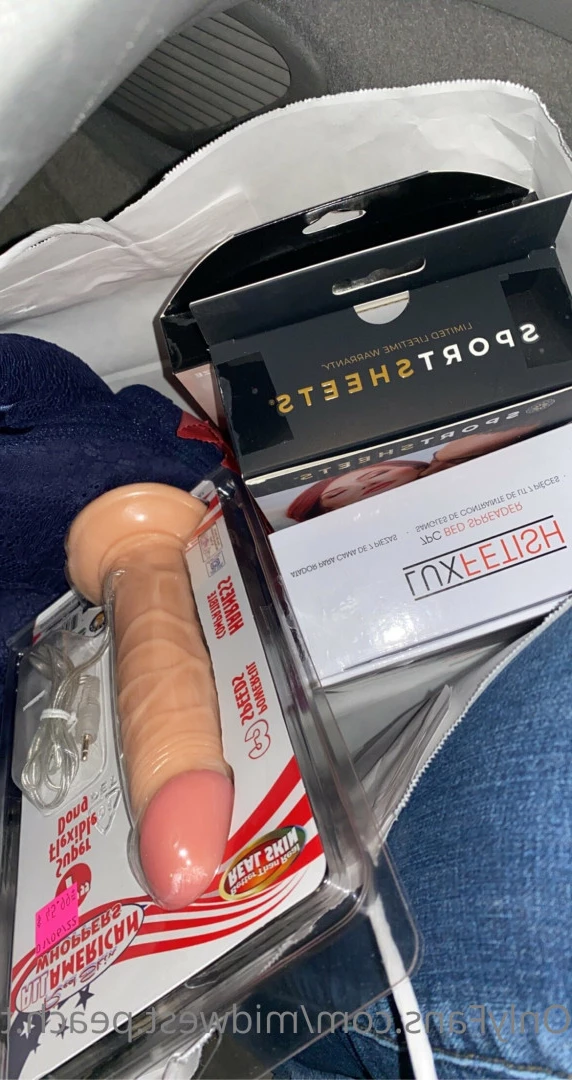 Ashley 🍑 [ midwestpeachtrap ] Onlyfans leaked photo 8407649 on Hotleaks.tv