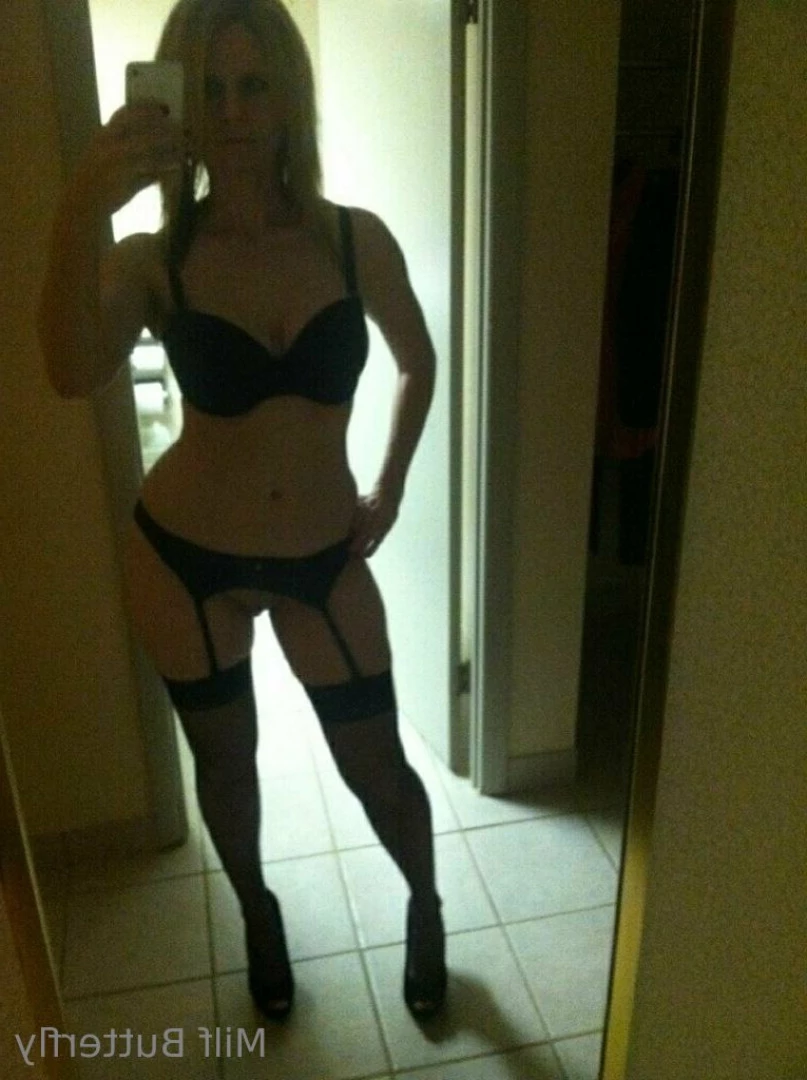 Bekah Butterfly [ milfbutterfly ] Onlyfans leaked photo 8511866 on Hotleaks.tv