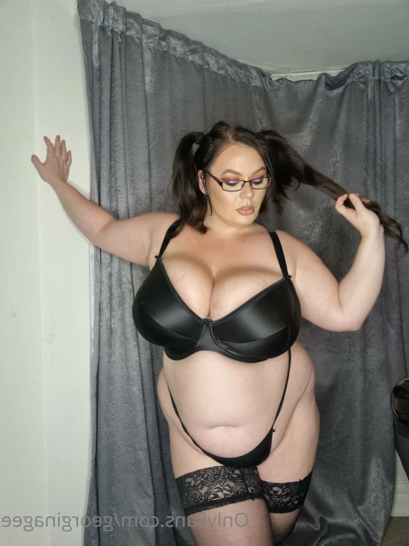 💜GeorginaGee💜 Huge Naturals 38KK [ georginagee ] Onlyfans leaked photo 11508723 on Hotleaks.tv