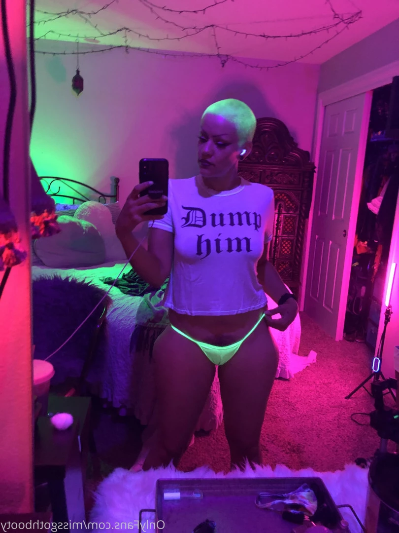 Goddess Aurora [ missgothbooty ] Onlyfans leaked photo 10201731 on Hotleaks.tv