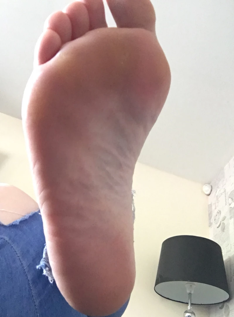 Miss Laura [ mistresslaura11 ] Onlyfans leaked photo 9956491 on Hotleaks.tv