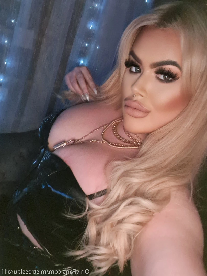 Miss Laura [ mistresslaura11 ] Onlyfans leaked photo 9958473 on Hotleaks.tv