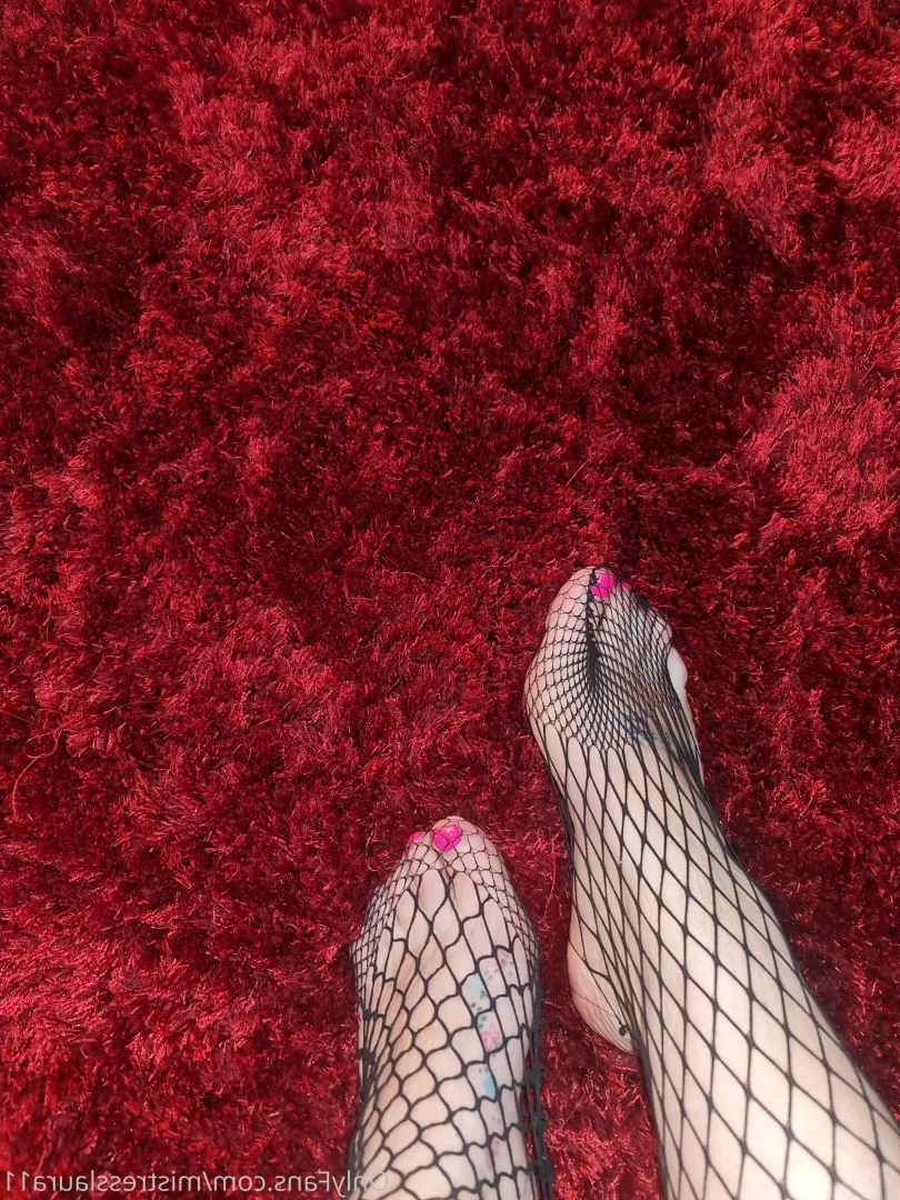 Miss Laura [ mistresslaura11 ] Onlyfans leaked photo 9964541 on Hotleaks.tv