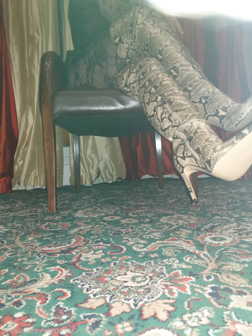 Miss Laura [ mistresslaura11 ] Onlyfans leaked photo 10008308 on Hotleaks.tv