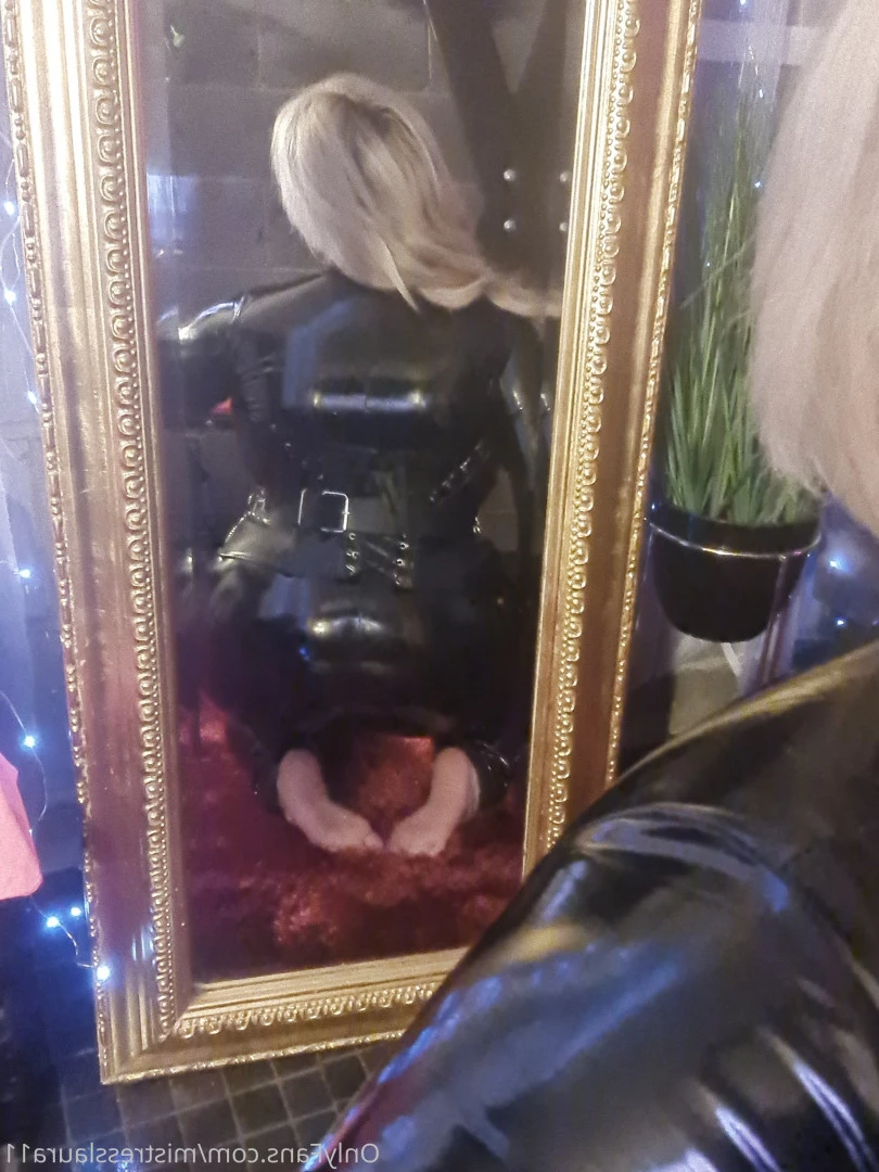 Miss Laura [ mistresslaura11 ] Onlyfans leaked photo 10023975 on Hotleaks.tv