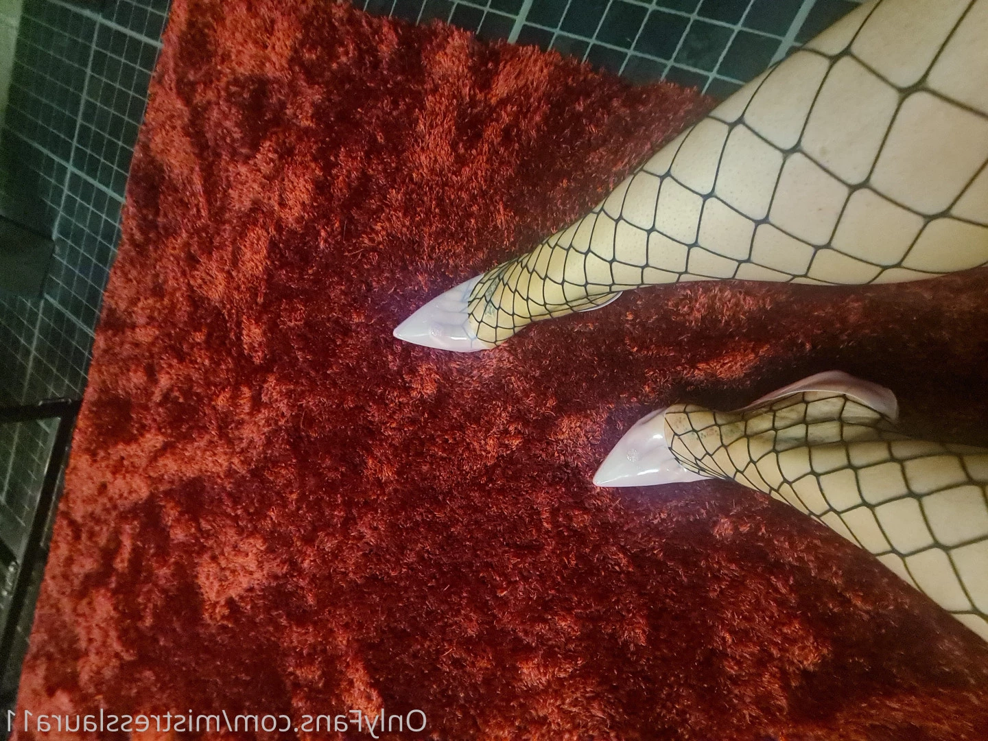 Miss Laura [ mistresslaura11 ] Onlyfans leaked photo 10024092 on Hotleaks.tv