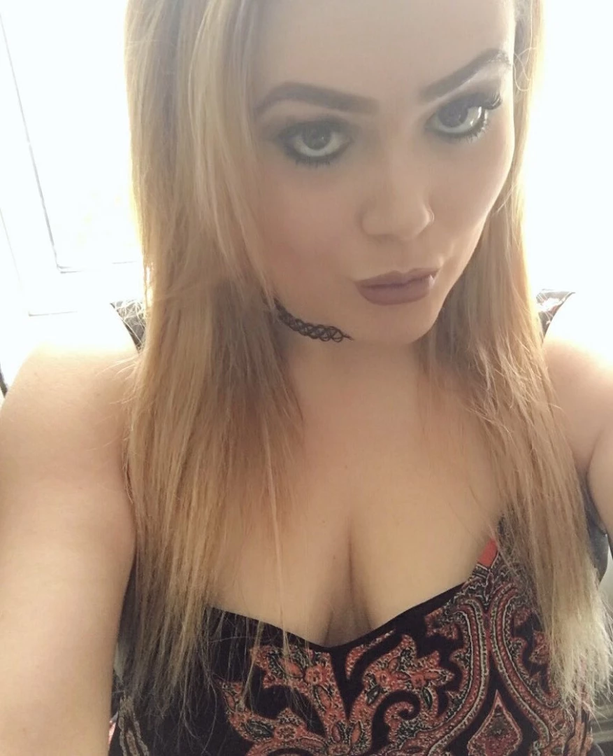Miss Laura [ mistresslaura11 ] Onlyfans leaked photo 10032411 on Hotleaks.tv